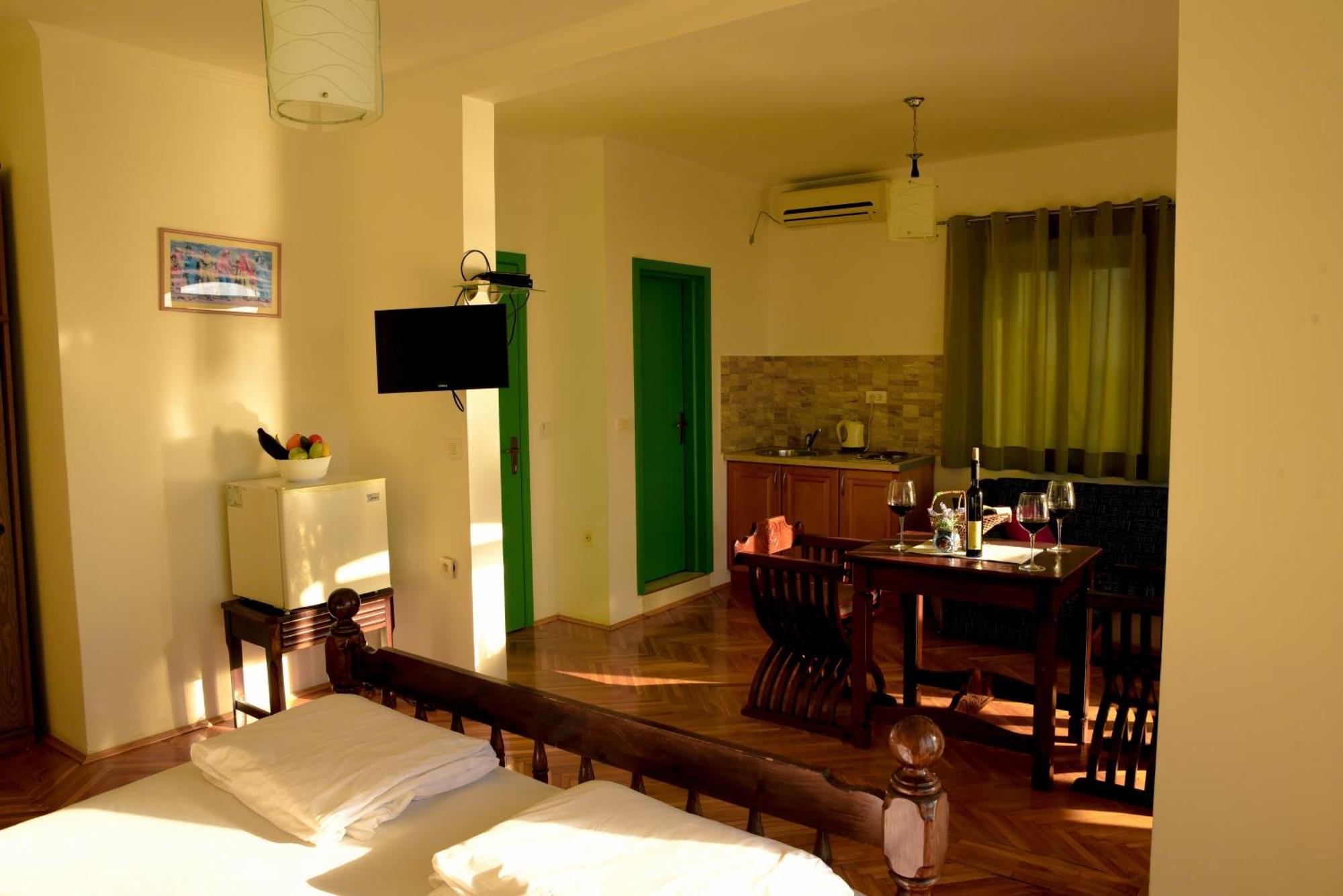 Apartments Susanna Ulcinj Phòng bức ảnh