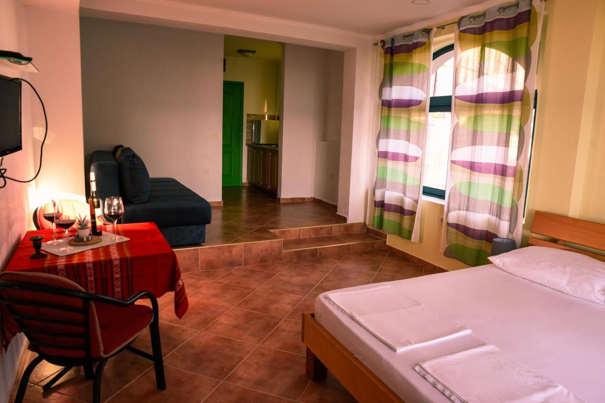 Apartments Susanna Ulcinj Phòng bức ảnh